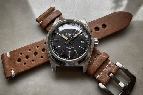 "Sea Storm" Dive Watch - Fixed Bezel - No Date