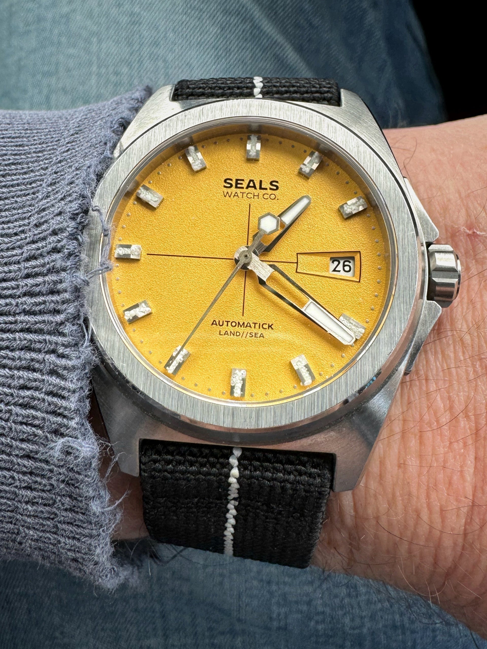 How to Install & Size a No-Pass Parachute Watch Strap (Marine Nationale Guide)