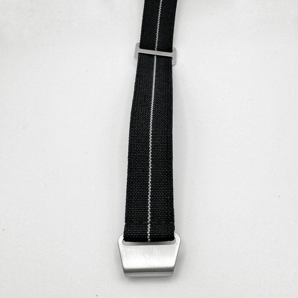 Parachute Style Elastic Dive Strap - No Pass - Black With White Stripe