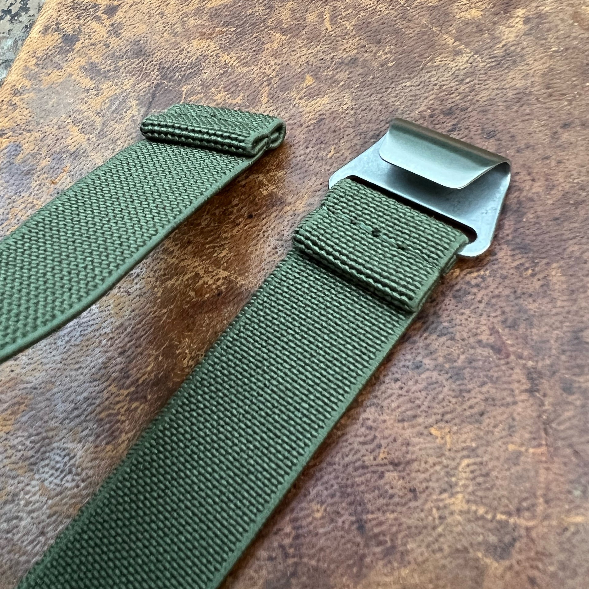 Parachute Style "No Pass" Elastic Watch Strap - Army Green - Seals Watch Co