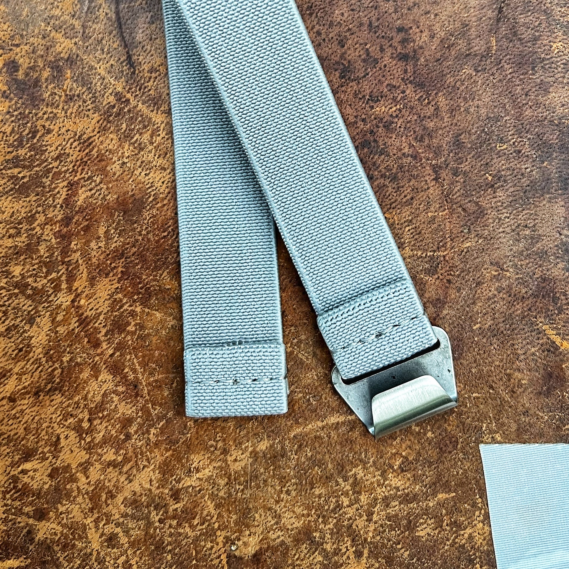 Parachute Style "No Pass" Elastic Watch Strap - Sky Gray - Seals Watch Co