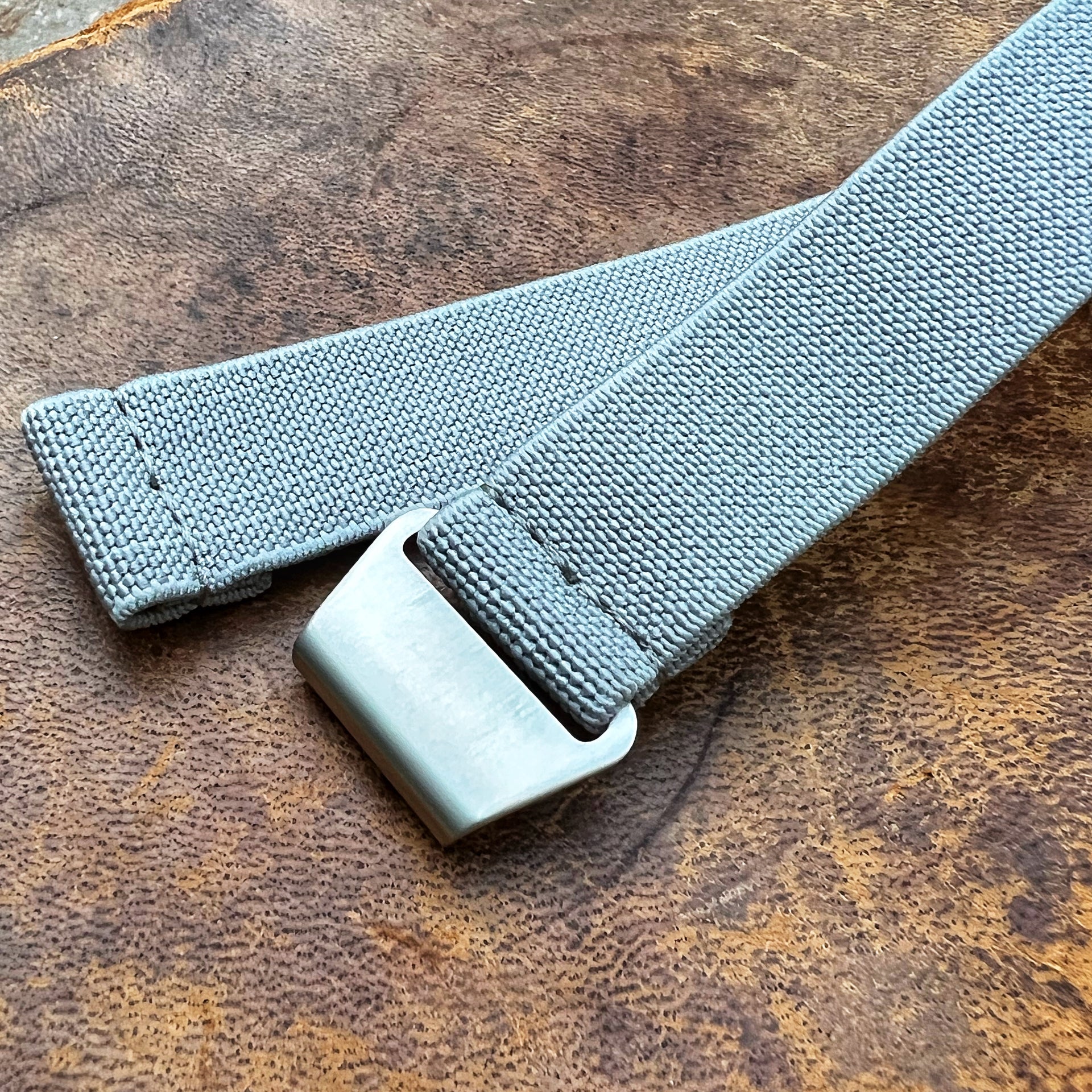 Parachute Style "No Pass" Elastic Watch Strap - Sky Gray - Seals Watch Co