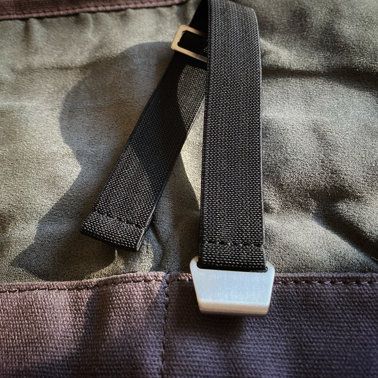 Parachute Style "No Pass" Elastic Watch Strap - Dark Bond Style - Seals Watch Co