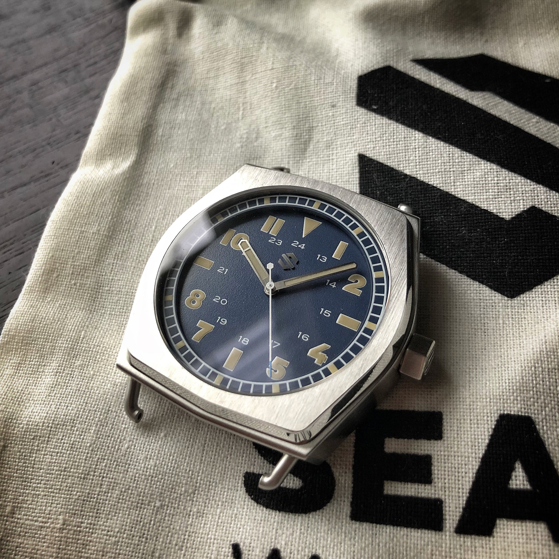 Model C Field Explorer | American Field Watch, Automatic - American Microbrand