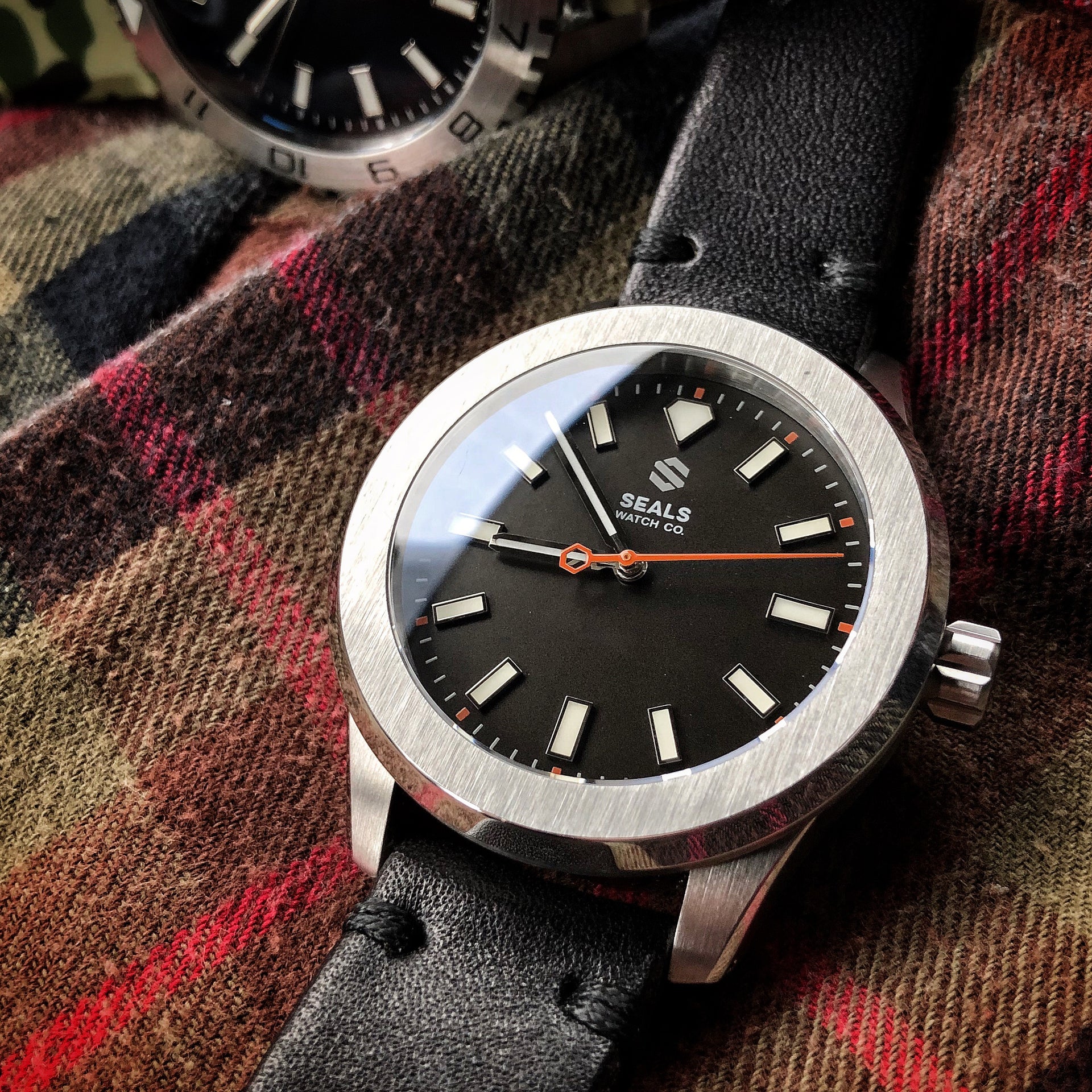 Dark Seal Automatic Sport Watch With Fixed Bezel - American Microbrand