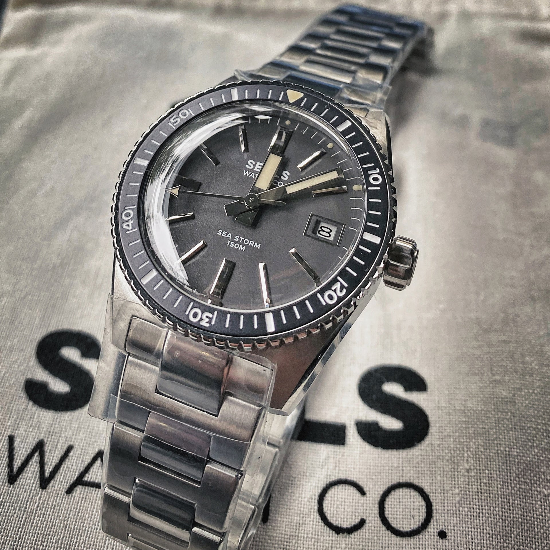 "Sea Storm" Dive Watch - Limited Run Skin Diver - With Date - Seals Watch Co