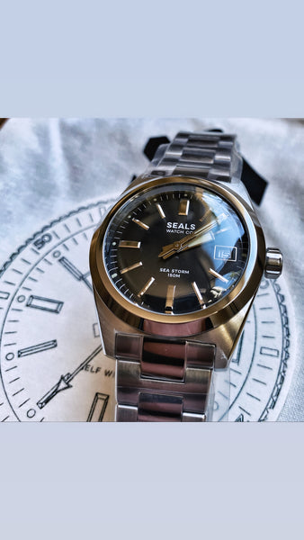 "Sea Storm" Dive Watch - Fixed Bezel - With Date