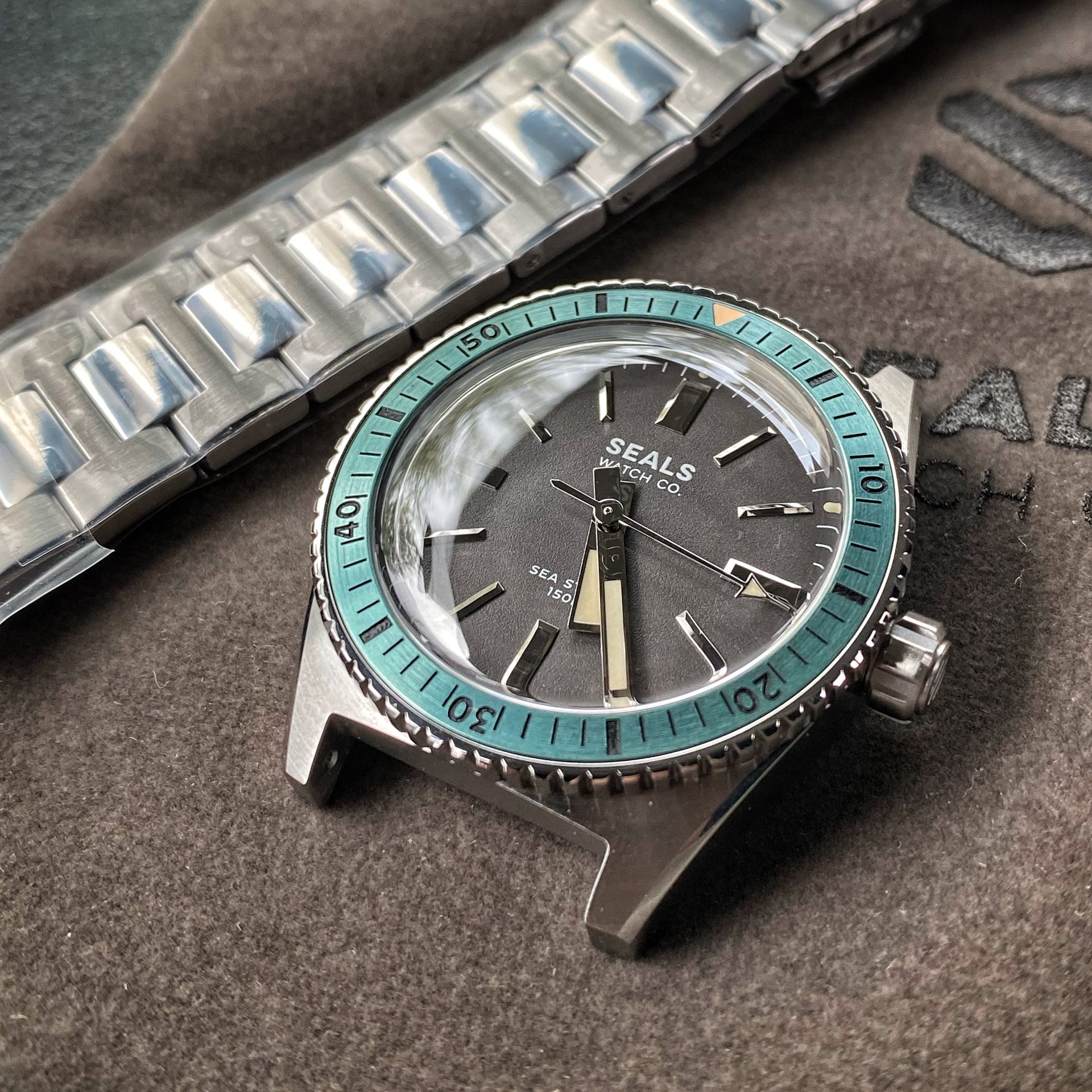 "Sea Storm" Dive Watch - Limited Run Skin Diver - No Date Reveal - Seals Watch Co