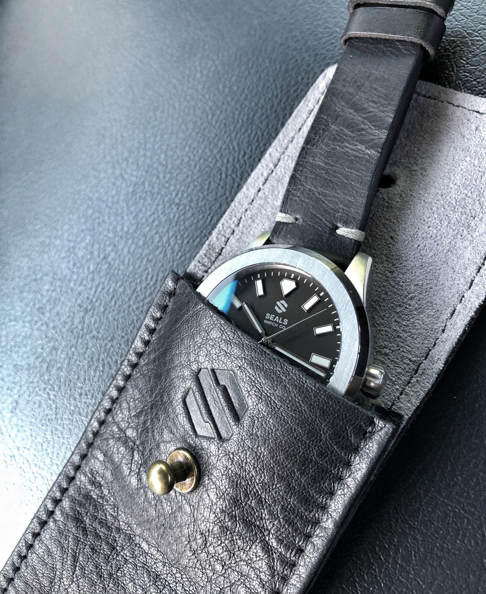 Dark Seal Automatic Sport Watch With Fixed Bezel - American Microbrand