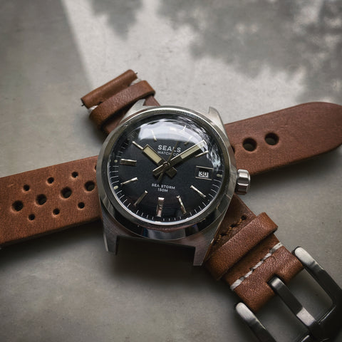 "Sea Storm" Dive Watch - Fixed Bezel - With Date